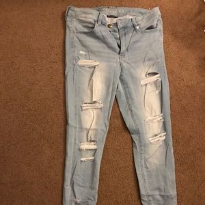 American Eagle Light Wash Distressed Jeans